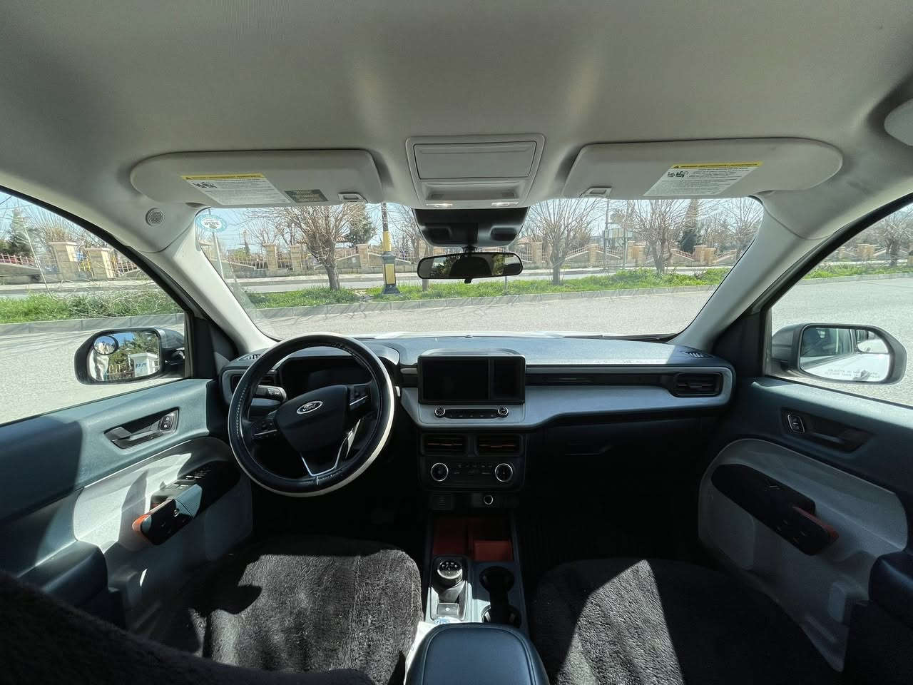 فۆرد مافریک,مۆدیل 2022, مواسەفات  XLT رادار پیشەوە, گیر ماوس   کەپریی سندووق,شاشە گەورە ،مەکینە 2.0L ,بۆیاخ چەمەلەخی لای  سەیاق و بستیک لە بۆنیت بی ناو بی ئیرباگ,38مایل رۆیشتووە ،نرخ 190., شوین رانیە"***********
