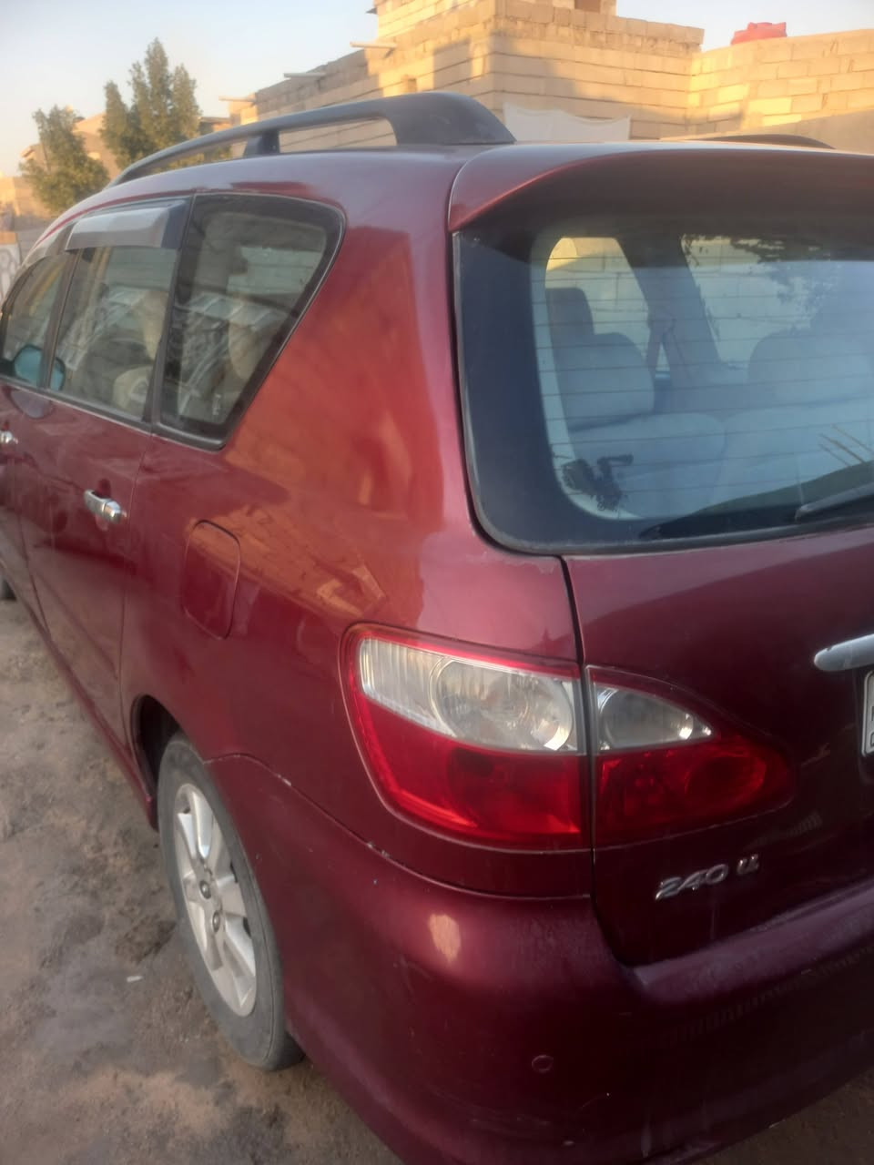 ابصم للبيع مديل ٢٠٠٥ رقم انكليزي بأسمي سنويه تنتهي ٢٧/١ بيها ضربه جاملغ الأمامي جهة السايق والصندوك والسعر ١٠٦ مكاني بصرة  الهارثة تليفون ***********
