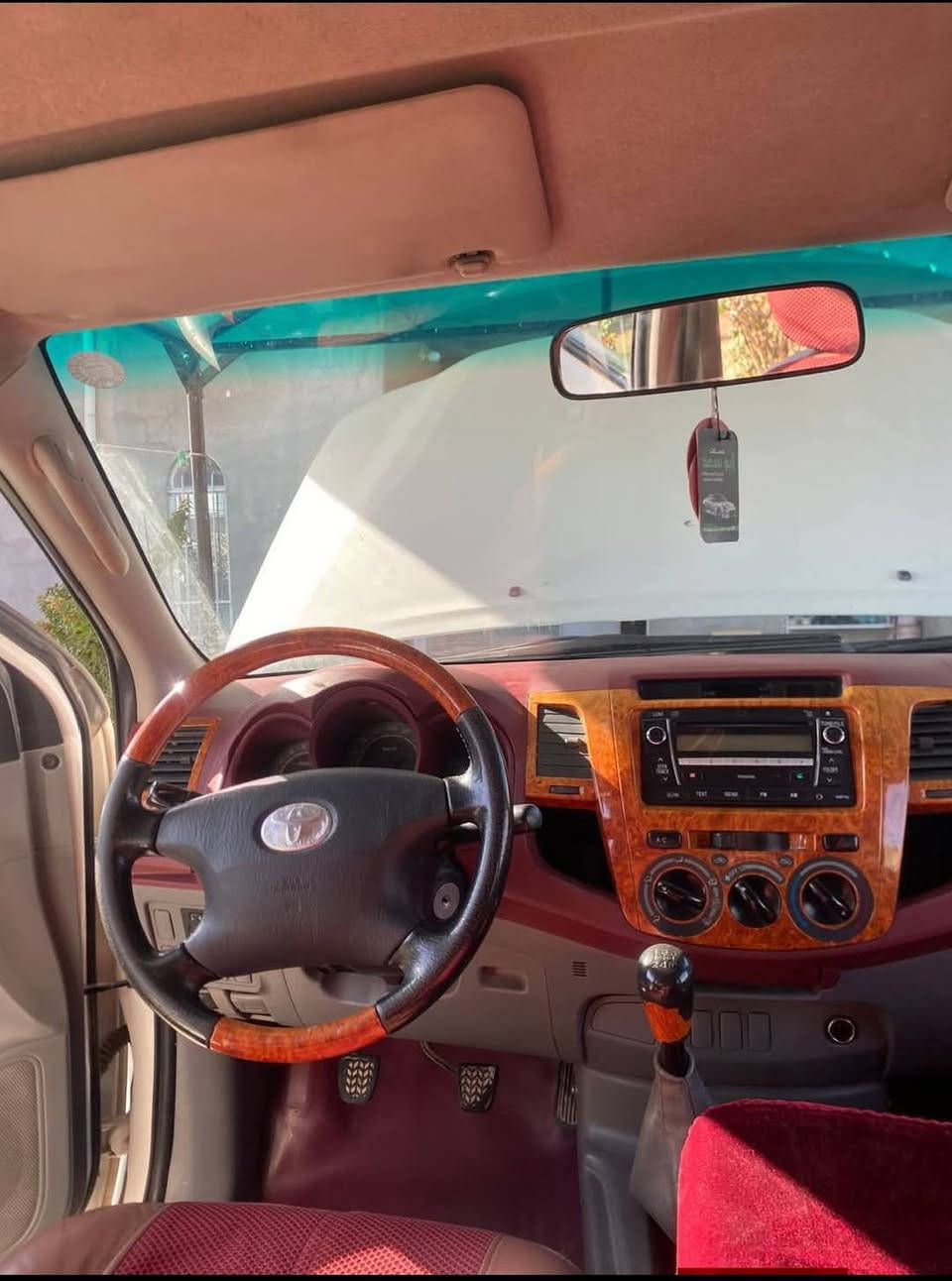 السلام عليكم
للبيع هايلوكس 2010

سنويه ل. 2027/6/19
سياره نظيفه مالة جناي 
الاتصال عل رقم 
/***********
