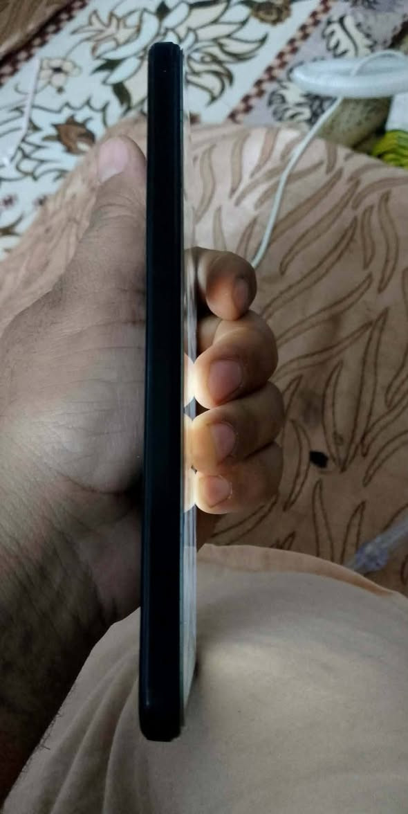 السلام عليكم x7bالجهاز نضيف بس الشاشه مالته ابني وكعه ورفعت كبستها الله شاهد الجهاز جدد اريده مراوس ابجهاز زين


**إذا كنت صاحب هذا الإعلان وتريد حذفه لأي سبب، رجاءا أرسل رسالة إلى الدعم الفني**