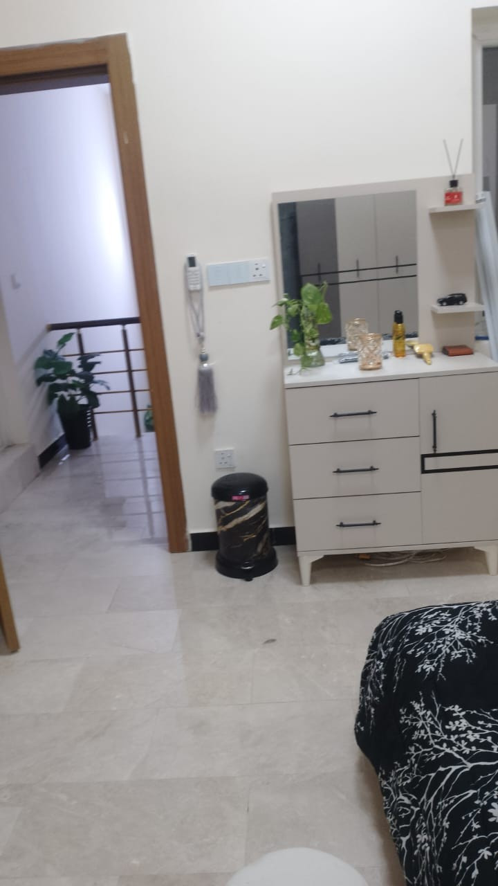 اثاث منزل للبيع 
العنوان البصرة مدينة الجوهرة 
تواصل على واتساب ***********
