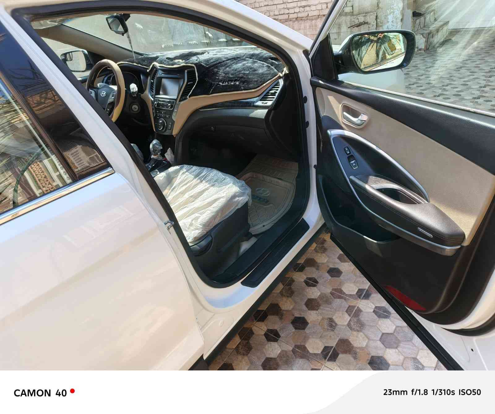 سلام عليكم سنتافي 2017كفالة عمامة وارد امريكي بدون تبديل بدون صبغ بدون ارباك عدد المسافه 100فقط سياره جديده 
شاشة كاميرا محرك كير كفاله من اي شي حداديه‎%‎تخم تاير 
مداور ثاني يوم مشروع وطني 

السعر 165وبيها مجال لطيبين 
رقم الهاتف ☎️***********
