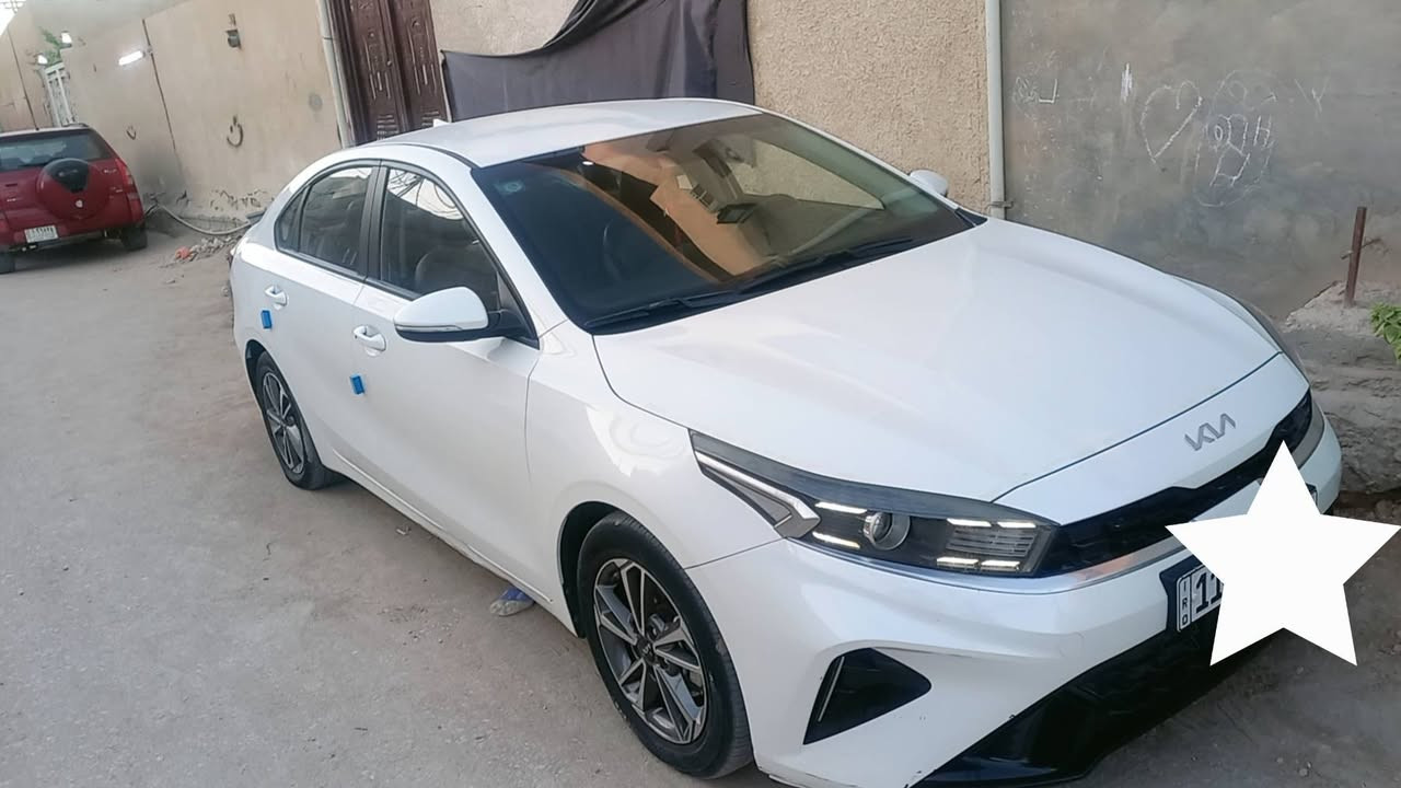 سيراتو كوري اصلي فول مواصفات محرك 1600 موديل 22 مكفول رقم بغداد بسمي السياره بكربلاء السعر150 وبيهاا مجال للتصال *********** كربلاء, العراق
