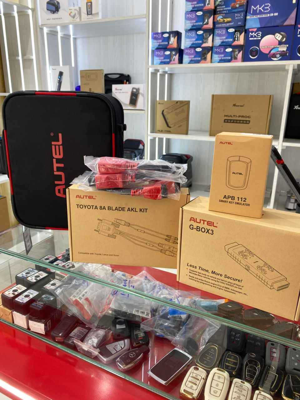 Autel key programming tool full package for advanced key learning, read pin AKL, IMMO ECU reset/adaptation, refresh/coding
All vehicles 1996 and newer دبي, الإمارات العربية المتحدة


**إذا كنت صاحب هذا الإعلان وتريد حذفه لأي سبب، رجاءا أرسل رسالة إلى الدعم الفني**