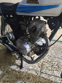 اربع كير للبيع اوراق اصولي سعره 550 انتصال علا رقم 07890375649