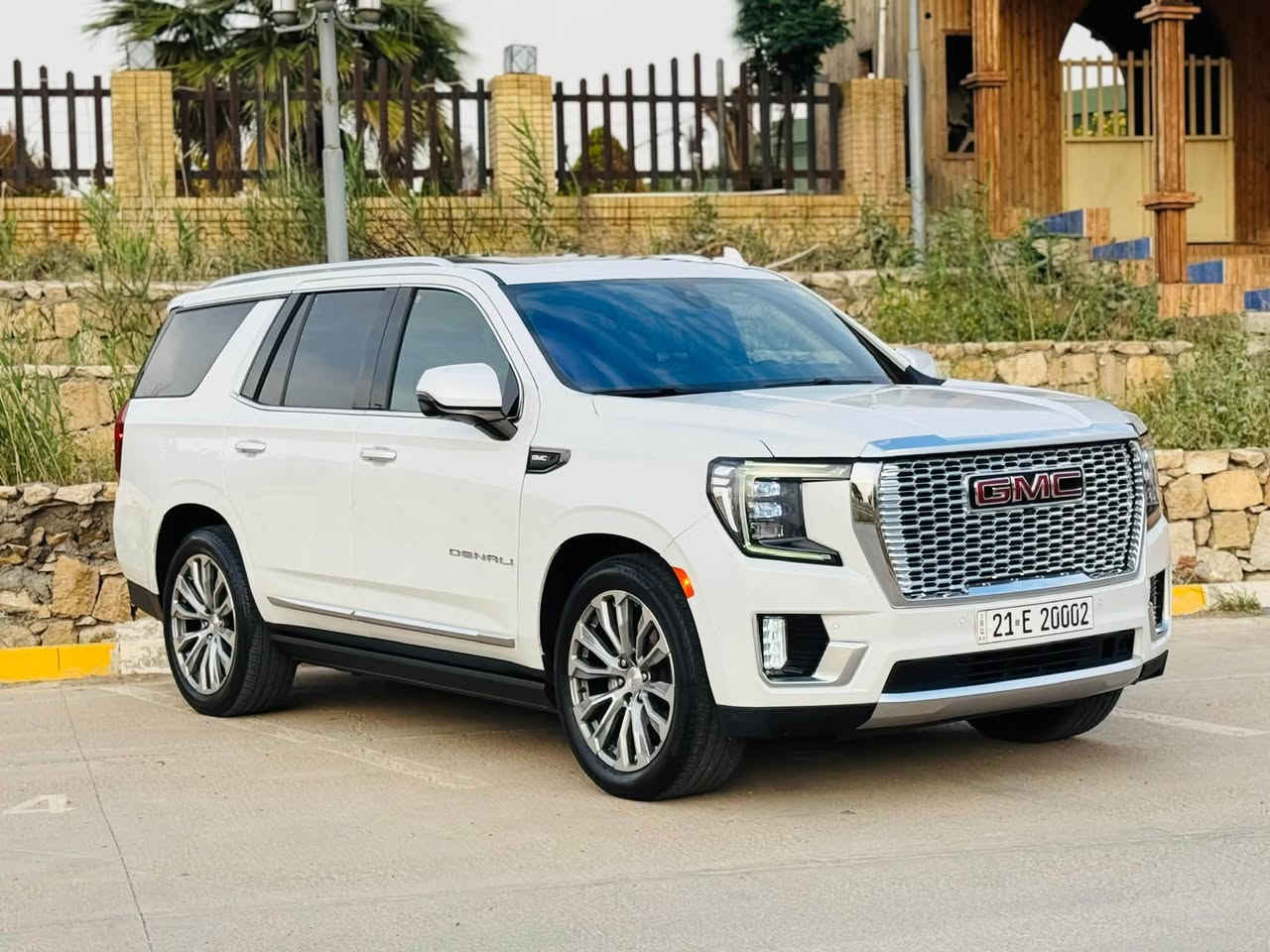 يوكن دنلي GMC YUKON DENALI 2022
‏VIP كشنات 
الموديل : 2022 ( امريكي)
حجم المحرك :6.2 لتر
ماشي/27 الف مايل
الضرر/جاملغ بنيد 
بدون دواخل 
ايرباك طاك راجع بلادي شركه
مكان السياره/كركوك/منطقه 
السعر/415
***********
