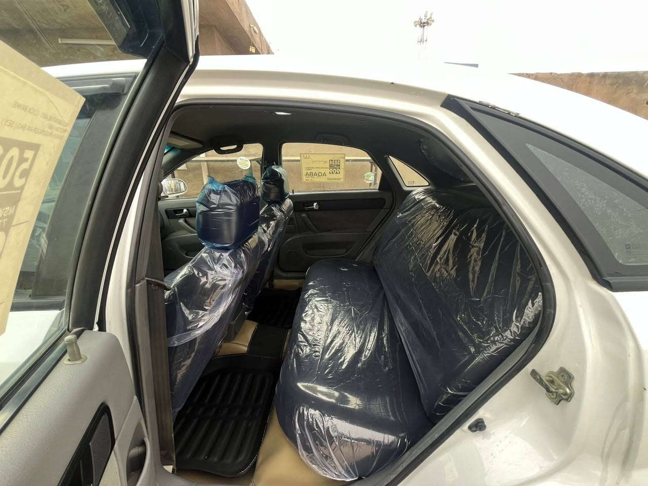 سلام عليكم ورحمه الله وبركاته عندي اوبترا موديل ١٢بغداد سعرها ٧٥ سنويه وهزه جديده الرقم الجديد باسمي تحويل مباشر للتصال ***********مكاني بغداد الراشديه
