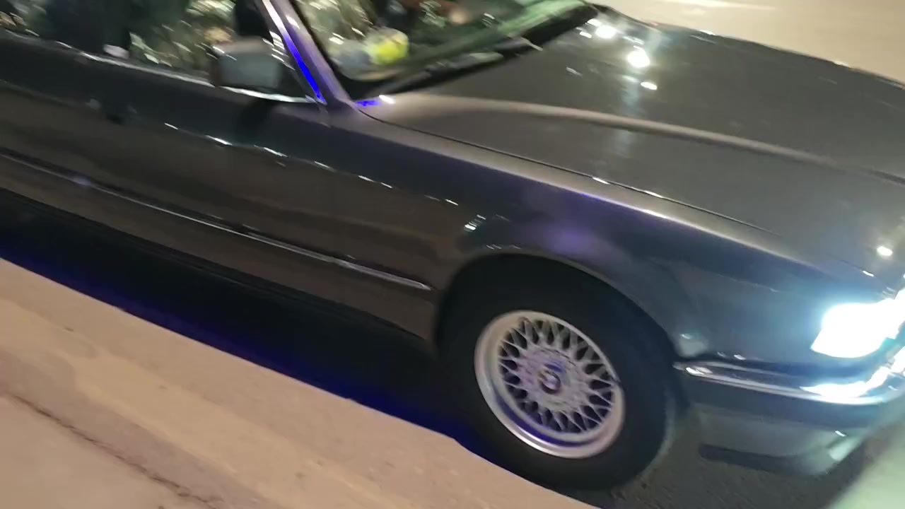 سلام عليكم بي ام حجم 735 مفتوح مويل 91
محرك وكير جديد وكفولات 

كهربائيات شغاله كله دخم داير 

كله جديد  تبريد شغال قطعتين 

سنويه بسمي وهزه جديده السعر 75

مكاني كوت  اتصال ***********
