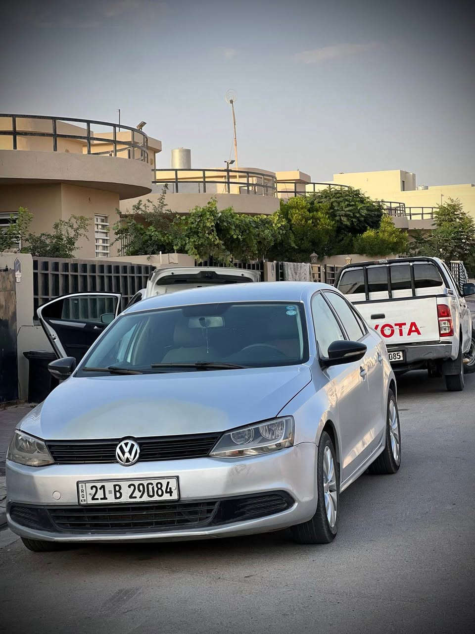 سلاو جیتا٢٠١٤ خەلیجی
مەکینە٢٠بێ تۆڕبۆ
گێڕ تۆماتیک
عادی / سپۆڕت
گێڕ مەکینە بەشەرت
3پارچە و پەلەک لە بۆنیت سبوغە
 سەنەوی ٢٠٢٧ مانگی ١٢
بەسەر دەچێ 
شوێن:هەولێر
ژ.م/***********__*********** أربيل, العراق
