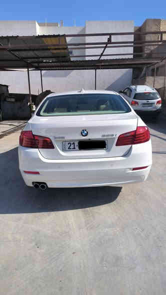 BMW 2016 (528) وكالة عروش
سياره فول فول مواصفات
 حساسات خلفي امامي
 5 كامرات
داخل لونين
برده خلفي + جانبيات
ميموري تخزين
بيها 4 قطع صبغ بدون معجون أثر شخط
بدون دواخل شرط
محرك 4 سلندر دبل تيربو
رقم سليمانيه بأسمي 
السعر 185$
***********
