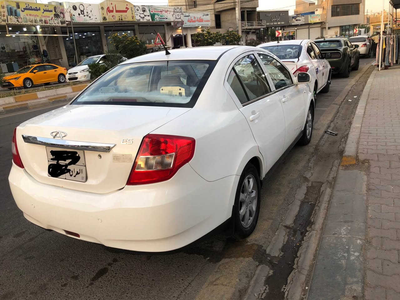 شيرى A5 مؤديل ٢٠١٤ 
رةنگى سپى قةپات مواسةفات 
سلايد تةبريد چوار جام كارةبا گير ئؤتؤماتيك ئاوينة كارةباى ناوزةرد ناو جلد قوفل مةركةزى دةبل ئيرباگ سةيارةيةكى تابليي جوان و مالى دؤستة
هةموو گيانى ئيش دةكات يةك گلؤل نية ئيش نةكات 
بينوقسانى جال و شوختى نية وةك شوشةواية ٣ پارچة بؤياخ بةبئ ليدراو بؤجوانى رةقةمى سليمانى بةشةرتى تةحويل و خرامة
سةنةوى ٤مانگى ماوة 
شوين چةمچةمال
سعرى ٦٤ گةلاو كةميك معامةلة
*********** شمشمل, السليمانية

