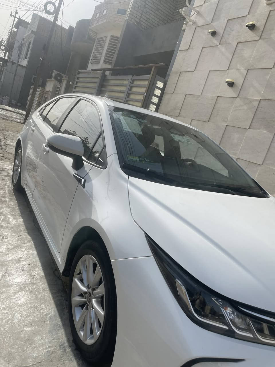 السلام عليكم
كورولا هايبرد ( 2025 ) شكل الخليجي باركود
محرك 1800 على وضع الشركة ماشية 16 الف 

رقم بغداد الجديد بأسمي وهزة جديدة تحويل ثاني يوم

فول مواصفات 1/1 
كير محرك تبريد دواخل كله ع وضع الشركة

كفالة عامة عدا رصعة بالصندوق ع كد ٣ اصابع pdr

السعر / 154$
مكاني بغداد السيدية
هـ/***********
