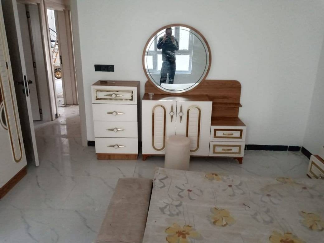 السلام عليكم من رخصة الادمن اكو غرفه نوم تركي مرتبه ٩قطع للبيع ٨٥٠وبيها مجال نظيفه ***********
او ***********
مكانها تكريت
