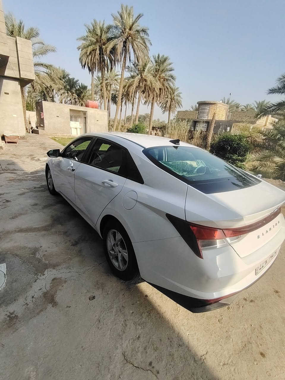 السلام عليكم
الانترا موديل ٢٢ للبيع
وارد امريكي بدون حادث
بيها بارد بلجاملغ الايسر فقط موضح بلصوره
السعر ١٥٠
مكاني حله
للاستفسار ***********
