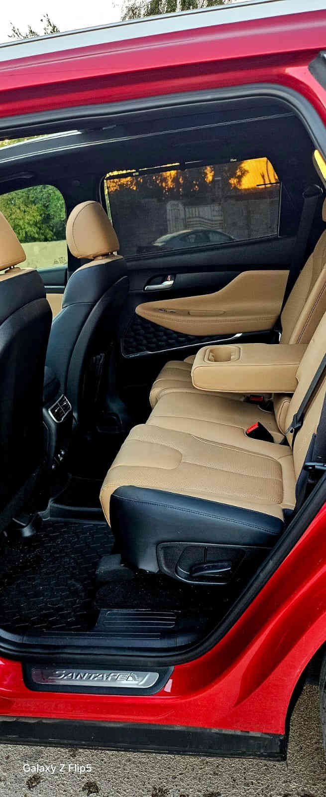 بيع او مراوس كل ماهو جديد
الرجاء الرجاء فقط للجنايه واليعرف هاي الفئه 
واتساب/ ***********
  اثير   / ***********
 فقط  صبغ جاملغ شبر بل بنيد  ارباك برده فقط اكو طعجه واضحه 
  #هيونداي_سنتافي_2023
(مواصفات Calligraphy )
فول فول موصفات يعني واحد ع واحد /
عداد المسافة 14 Mli  اخت الزيرو 
السعر 233ورقه مجال بسيط بدون لوحات 

سعة المحرك : 2500 توربو 
القوة الحصانية : 290 حصان
ناقل الحركة : اوتوماتيك 8 سرعات
عدد المقاعد : 5 مقاعد
الوقود المستخدم : بنزين
الكثير من الميزات عالية التقنية القياسية والاختيارية
مقاعد مريحة وجودة الركوب

مواصفاتها :
1.بصمة تشغيل عن بعد تبريد وتدفئة عن بعد 
2.  5 كامرات. 
3.  بانوراما 2️⃣
4.رادارات / رادار امامي /رادار جانبي /رادار خلفي
5.حساسات امامي / حساسات جانبي /حساسات خلفي 
6. كشنات تدفه ‏♨️خلفي 
7. كشنات امامي بارد 🥶+ حار♨️  . 
8. كشنات جلد .
9. كشنات ‏خزن .                                                  
10. كشنات كهرباء 
11. مري قلاب وهيتر
12.تبريد 2 ‏قطاعات .
13. دفع رباعي  نضام جبلي وثلجي وترابي
14.اوتوهولد . 
15.يدات نيكل . 
16ويل كروم 19
17.صندوك كهرباء 
18مسجل ناطق 
19.. ايوكس وبلوتوث  و USB يعمل مع نظام ABS الابل والاندروير .
20.نيكل اسفل الابواب
21.شفتات ستيرن
22 حاجب ليد
23.اناره داخليه 14لون
24.نقطه عمياء
25.مراة تعتيم
26.اشاراة بالمراياة الجانبيه                                   
 27-فول تحكم ستيرن                                    
28. كير بيانو                                              29.ستيرن هيتر
30-اوتو بريك.                                                        31.بريك بصمة.                                                      Led .32+  زينون
33-شاشة كبيره                                                           34.‏داخل جلد 
35. نضام قياده أيكو + سبورت + نورمل + سمارت
36. مثبت سرعه
37. تحديد مسار 
38. دمامات صوت بالدشبول وبالصندوق 
39.لايت بلادي Led +  زينون ‏دبل زينون اصلى . 
40. رادار الخطوط البيضاء 
41.ئوتو هولد
42.شحن اللاسلكي
43.لايتات اربع عدسات + ليد 
‏44.شاشة إلكترونية
45-كشنات 5  
46-الخريطة🗺📍
-AUTO HOLD-47
48-مصابيح خلفية LED
49-مصابيح ضباب LED
50-براده ‏جام خلفي بلادي
51-داتا شو
52-مفتاح التشغيل بصمة 
53-دشبول ليد 
54-كاميرة عند تشغيل اشارة
55.مراية شفت ‏‏
 ‏56- تحكم سيارة بال كنترول  
وبعد بيها موصفات اخري
