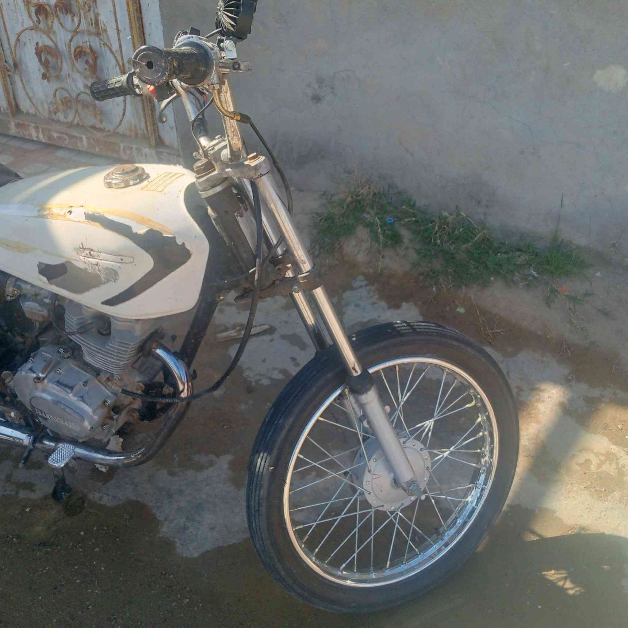 سلام عليكم دراجه للبيع مديل 14 معمره 20 اوراق دراجه خير من الله خاص ما اجاوب اتصل  ودلل اثير، ***********اسيا ***********
