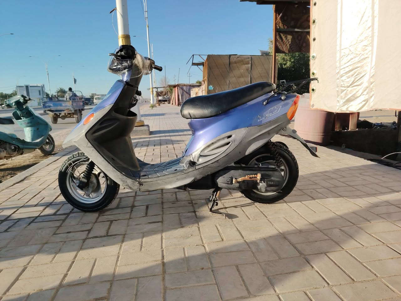 دراجه بيجي للبيع السعر ٥٠٠ وبيهه مجال الشراي يتصل عل الرقم *********** مكانهه السماوه كرهبايات شغاله سلف هندر مكينه ناعمه دراجه جديدة احله من الصوره عل بلاد
