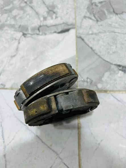 غراض مال تفصيخ ماكس بس الكابريتا تجاري جديديه وبنز الخلفي واحد منهم اصلي والخ تجاري انطيني سعرك عجبني ابيعك جوء السوك ابيعلك *********** خاص مفتوح
