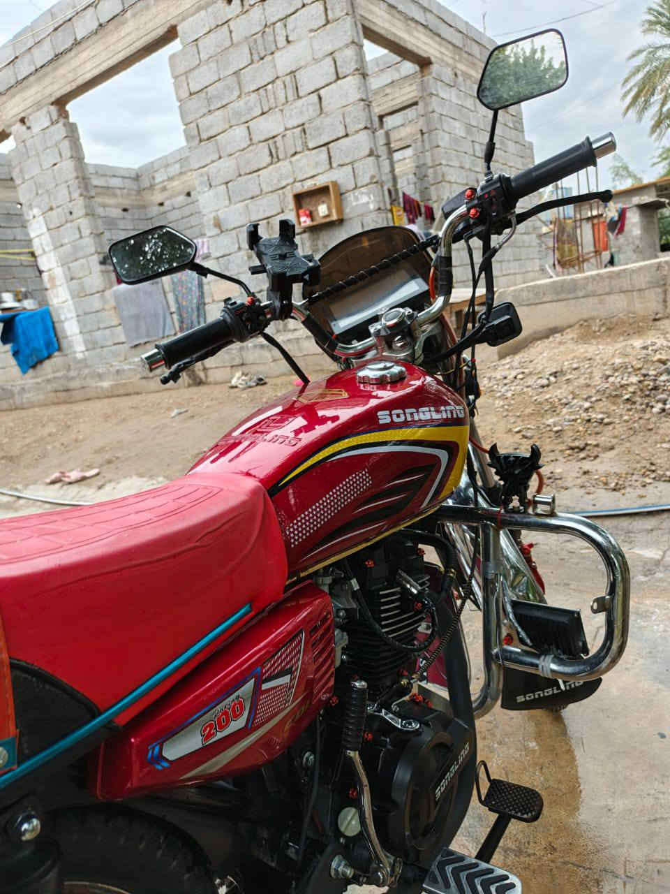 دراجه ايراني للبيع. ***********
مكان الانبار الكرمه. دراجه نضافه فول  تشغيل عن بعد.
موديل 2026.
