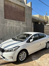 رمضان كريم السلام عليكم  سيراتو خليجي مكفول  جديده جدا ماشيه 90  محرك ...