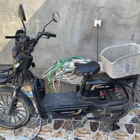 دراجه شحن للبيع سعر ٢٢٥وبيه مجال الرقم ٠٧٧٧٢٤٠٢٩٥٨