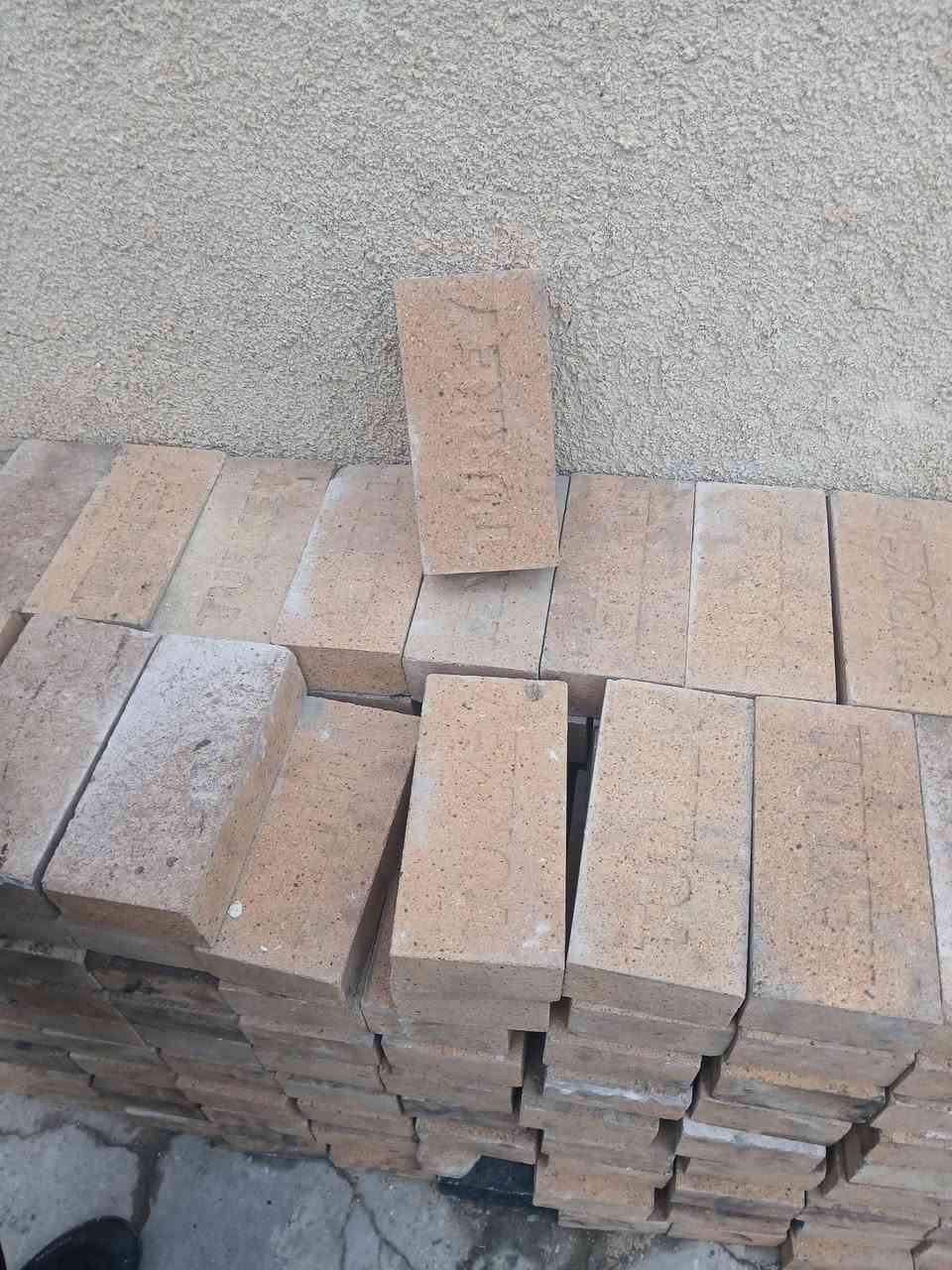 غراض فرن للبيع طابوك تركي درجه اوله مستعمل شهر العدد ٢٤٠ قطعه سله صمون جديده ما مستعمله  طاوليات العدد ٥٠ عربانه صواني مع خماره تفصال باب  كوره عجانه الاذراع نحاس القدره من كيلو لى ٧٥ كيلو سوريه تشتغل تجاهين يمنه ويسره مع ماطور كهربائي مع ماطور دنبر بانزين الاستفسار والاتصال على الارقام التاليه
***********
***********
