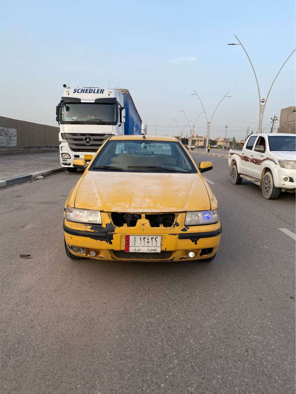 السلام عليكم سمند موديل 11سيارة جديد لا صبغ ولا تبديل بس القماره مصبوغه والباقي كفاله كير محرك كفاله تبريد شغال دوشمه جديده تخم تاير جديد حديد جديد سياره ما ناقصها شي كلشي شغال بيه  شي مكاني البصره السعر 32 وبيه مجال *********** البصرة, العراق
