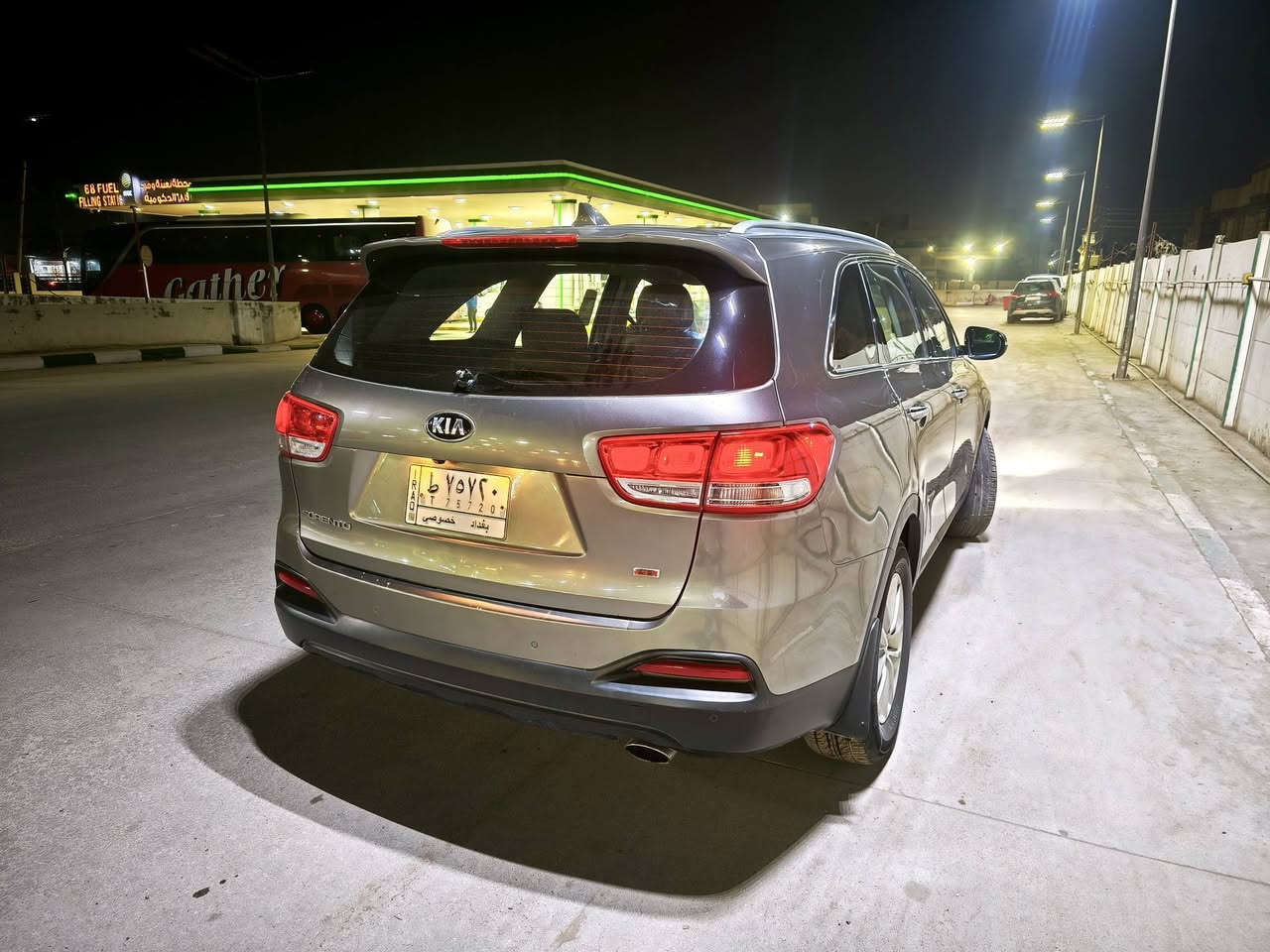 السلام عليكم كيا سورنتو 2016وارد امريكي مكينه 2400 حادثها جاملغ خلفي فقط والباب بي كلير توحيد لون صور الحادث بل منشور  بدون دواخل ماشيه 64 سنويه لل2027 باسمي السعر 145وبيها مجال مكاني نهاية حي اور ***********
