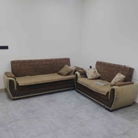 طخم قنفات تركي 10مقاعد +ميز طعام ٦ مقاعد +ثلاجة + مجمدة السعر ٥٠٠ الف ...