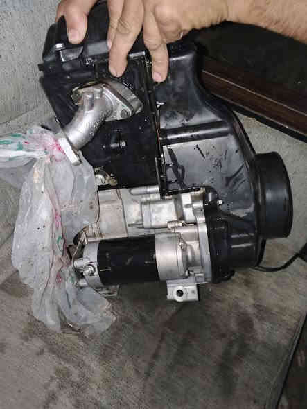 السلام عليكم اخوان مكينه تي في اس موديل 21 للبيع مكينه اكفله من كلشي ما عده التبخير لين بيها تبخير وما مفتوحه ابد أنته تجفته بيدك لين اول فتحه الها العنوان بغداد حي الجهاد لتواصلل عله رقم الهاتف ***********يوجد وتساب العسر 300وبيها مجال بسيط لين مكينه جديده بس تنقيص
