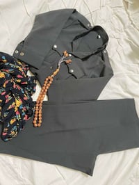 سيارة • بابين • نظيفه