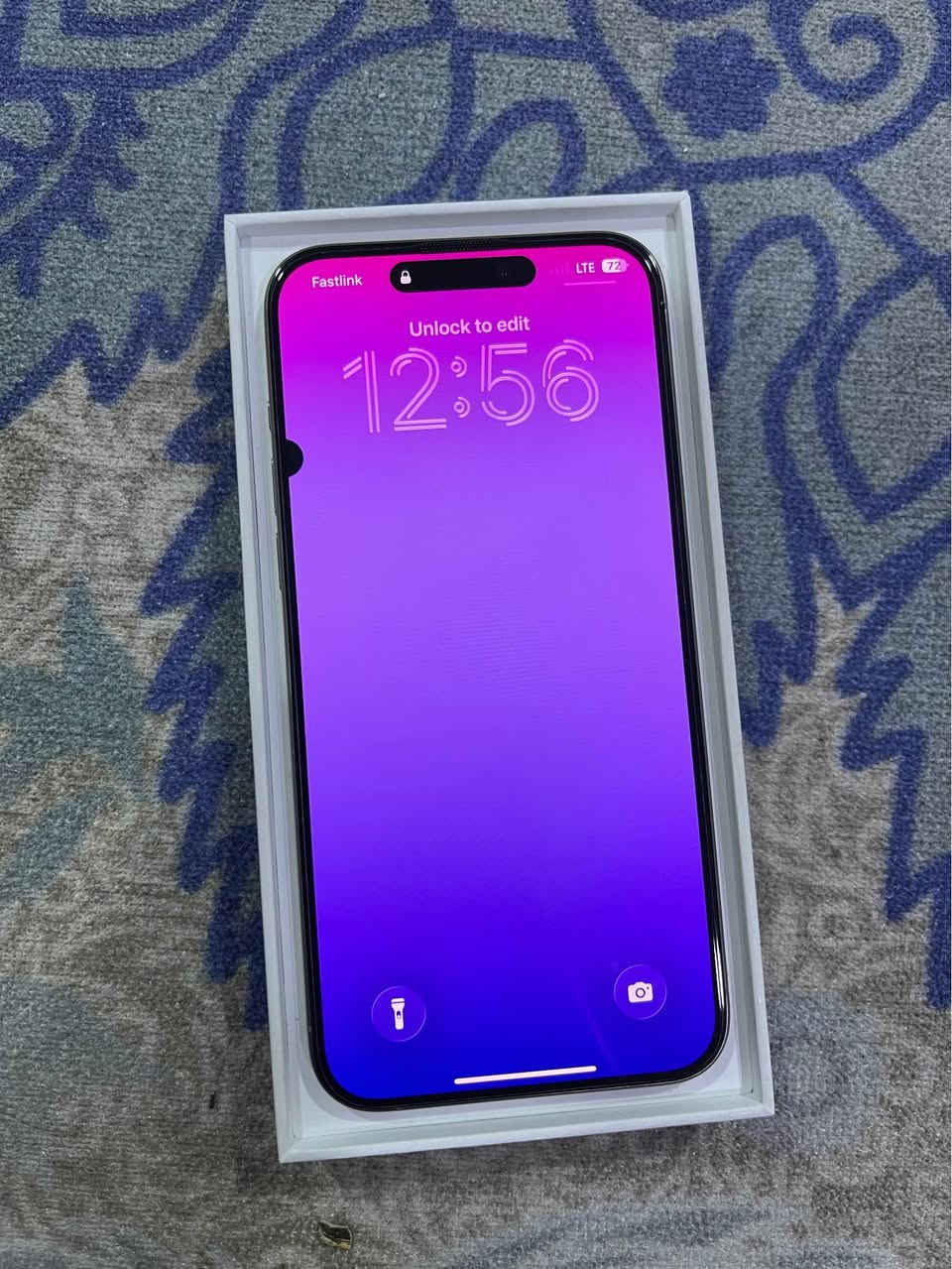 ئایفۆن ١٥ پرۆ ماکس ٢٥٦ گێگا پاتری ٨٢ بێ عەیب بێ کرانەوە بێ شوخت تەنها ئەو پەلە ڕەشەی هەیە سارەکە لەکنمە هیچ عەیبی نەبوە بێ ئەوەی شەلک بکا کارتۆنی خۆی ماوە بیلادی داوای ٥٧٠ دۆلاری لێدەکەم هەر کەس حەزی کرد نامە بنێرێ أربيل, العراق


**إذا كنت صاحب هذا الإعلان وتريد حذفه لأي سبب، رجاءا أرسل رسالة إلى الدعم الفني**