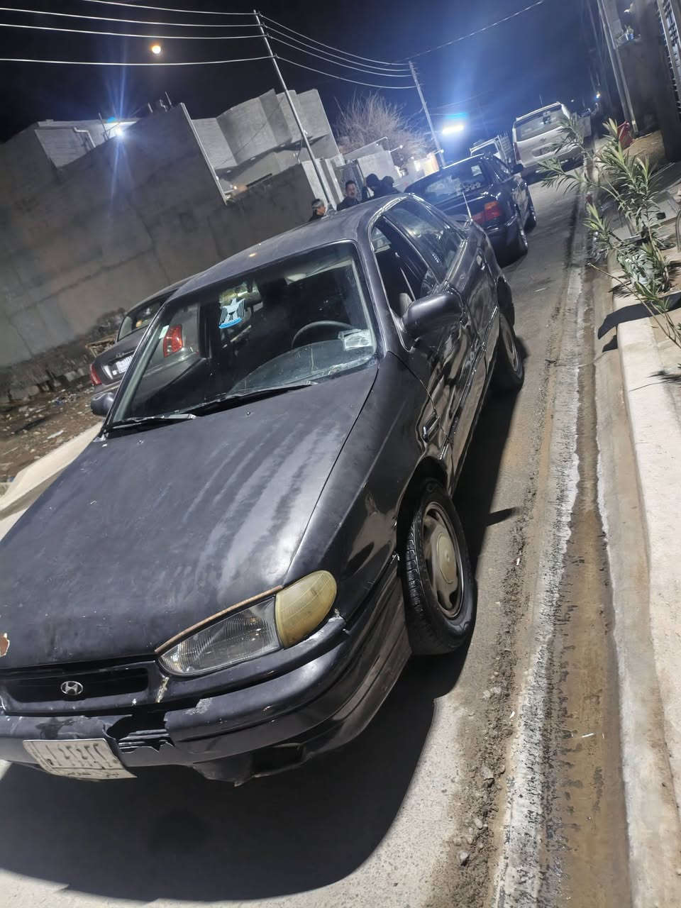 السلام عليكم
للبيع الانتره دمعه 1993 
السعر 17وبيها مجال للشراي 
عنواني ديالى بلدروز ***********
