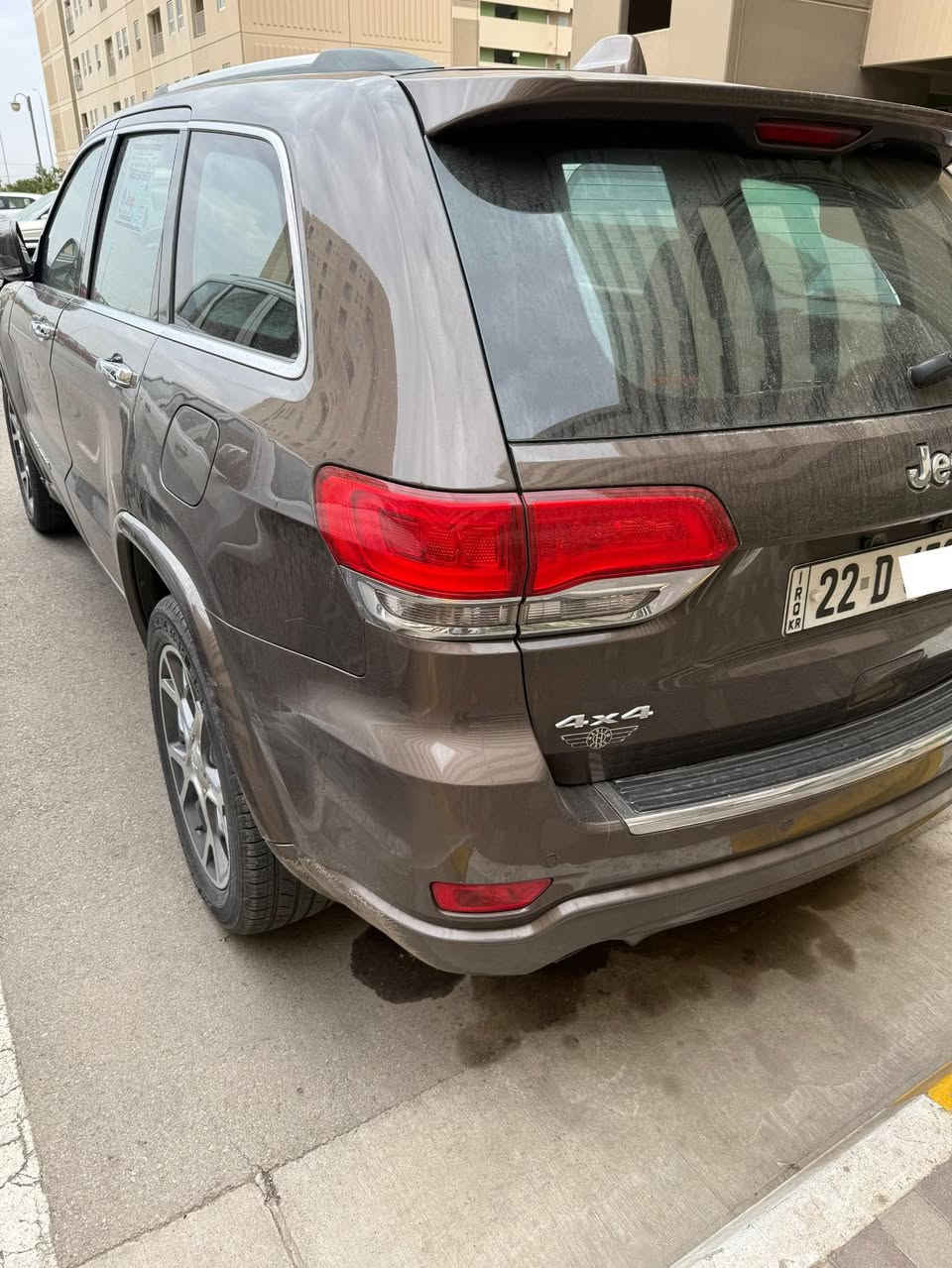 سلام عليكم جيب 2020 خليجي
رقم اربيل ماشية 123,000 مابيها اي ضرر جديدة عدا بيها بس شبر بارد فوك قبق البانزين 

رايدها ب32,000 مكاني بغداد•••***********
