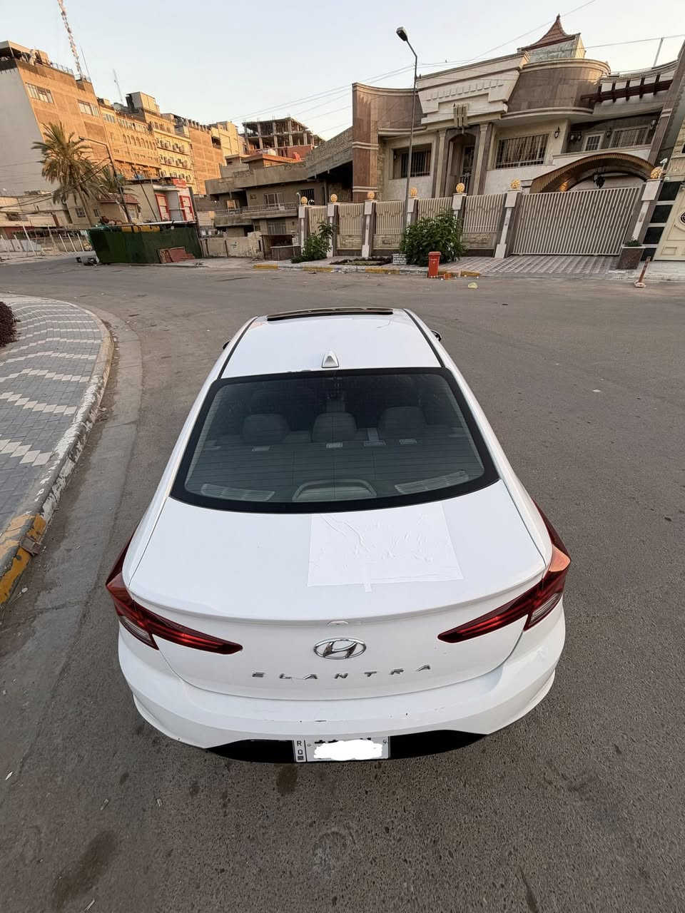 النترا 2019 فول مواصفات بچم كبس 
السعر ١٢٢ ورقه وبيها مجال بسيط 
محرك 2000 دوش جديد 
محرك كير صدر تبريد نضيفات 
بيها صبغ صفحة عكس السايق ( الضرر من امريكا الأبواب والجاملغ الأمامي ) 
شواصي ولغود مكفولات 
سلايد - بصمة - رادارت - نقاط عمياء - شاشة كاميرا - ترحيب - دواخل كاربون والسيارة فول مواصفات 
رقمها بغداد ب اسمي 
مكاني بغداد المنصور للاستفسار 
***********
***********
