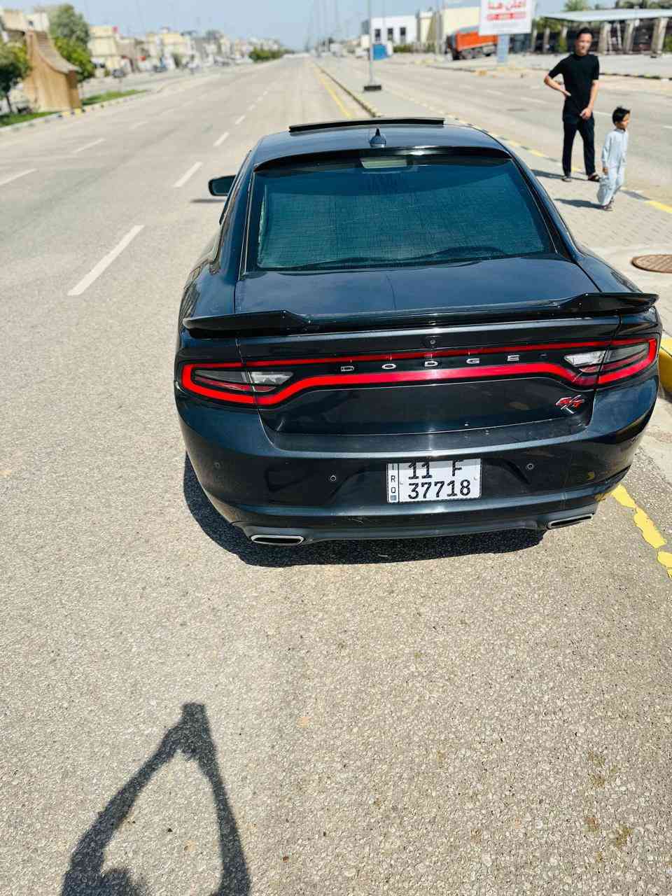 جارجر 2016 فول موصفات لأخير شنو البالك بيه لإدارات فتحه تشغيل عن بعد  فتحه جلد تدفىه وهواي بيه شغلات سياره بيه قطعه وحده صبغ  وبيه بيبان مرخيات ابيع ٣قطع  مكاني نجف لاستفسار *********** سعره ١٧٠ وبيه مجال
