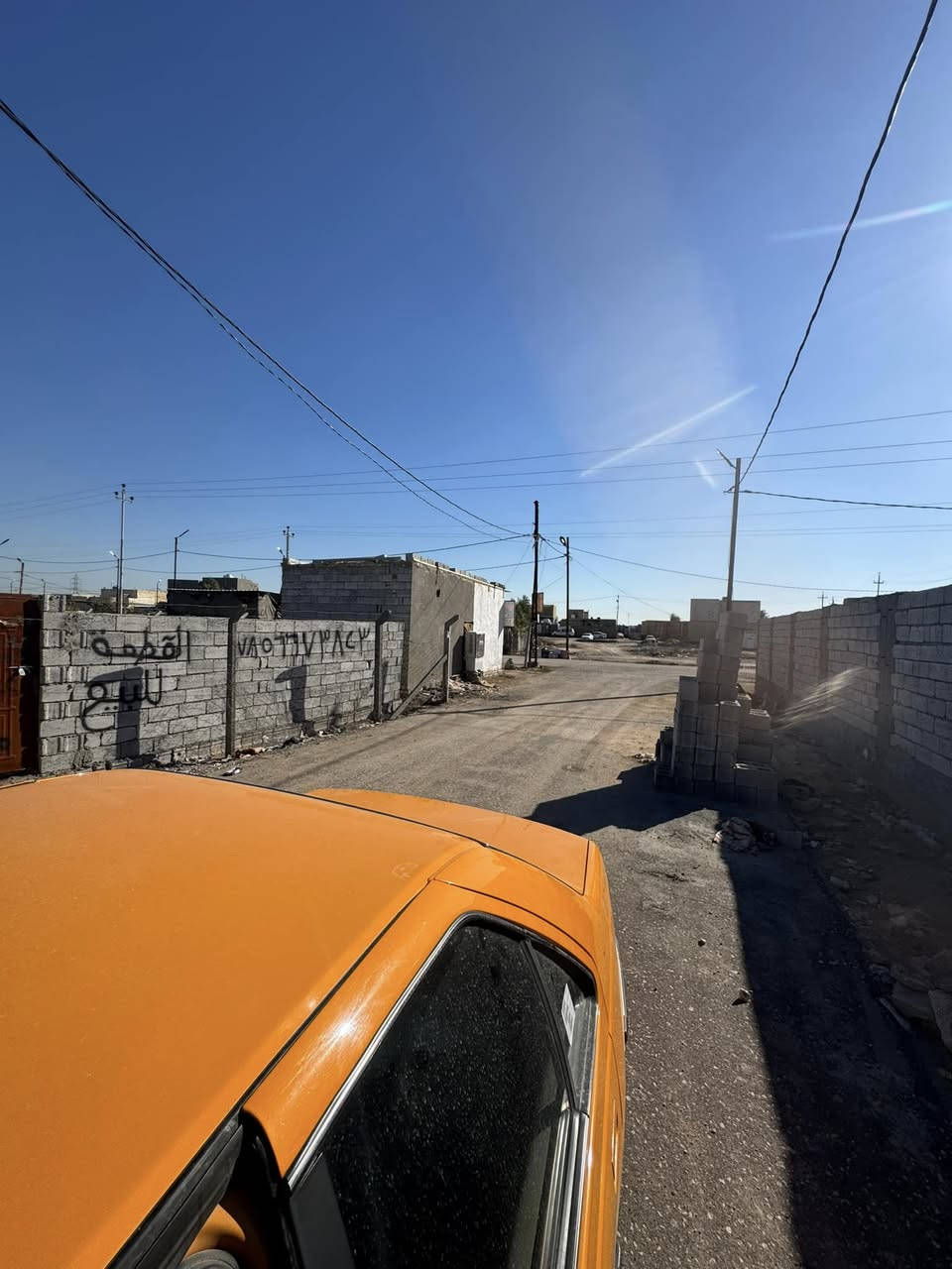 السلام عليكم عرصه زراعي طريق المشايه الطيران يم سكه القطار 300متر مسيجه وكامله تبليط وماي ومجاري السعر(25)***********
