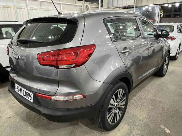 جماعة النظيييييف🔥🔥🔥🔥🔥🔥🔥
سبورتج 2016 خلييييجي 
محرك 2400 دوووش 
فور4 ويل
صبغ ربع البنيد فقط
بارد شبر في الصندوق 
العنوان بغداد الكريعات معرض جبل عرفه
للاستفسار على الرقم 
***********
غير متواجد على الخاص
