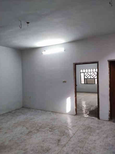 دار للايـــــــــــــــــجار حله حي الجزائر خلف مكبس التمر
🔹بيت للايجار المساحه 326 متر 
🔹يتكون من غرفتين نوم وصاله ومطبخ وحمام وصحيات 🔹وستقبال هوال :: مكان مميز جدن نضيف 
🔹البيت بحاله جيده جدا تم إجراء ادامه وترميم وصبغ حديث له مؤخرا 
#ملاحظه  مطلوب عائله صغيره ومحترمه وموضف 
*************************************
🌎#العنوان حله حي الجزائر خلف مكبس التمر 
💸💸💸💸سعر الايجار// 400//
******************************
🔹اكثر ستفسار مراجعه مكتب الجشعمي للعقارات والمقاولات العامه في بابل 
🌎#موقع المكتب شارع 80 مال كربلاء خلف محطه بنزين خانه اضواء الحله 
            (( بإدارة احمد الباشه))
         ***********📞
            ((( بإدارة مصطفى الملك)))
                   ***********📞
