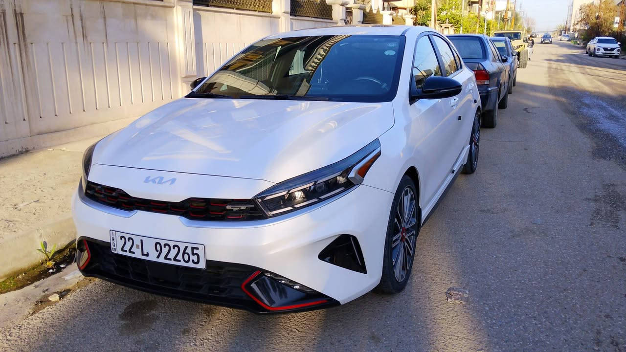 السلام عليكم
كيا فورتي موديل 23 او مراوس حسب القناعه 

فول مواصفات 1/1

محرك 16توربو                                                       ضررها باب امبدل ومصبوغ.                                     السياره حيل حيل حلوه 

مواصفاتها.

سلايت

تشغيل عن بعد 

ابواب وصندوق بصمة

كاميره خلفية دواره 

رادار توقف ذاتي مانع اصطدام

رادار جانبي

هندبريك بصمه. 

اوتو هولد

سماعات هارمن كاردن

كشنات تدفئة +تبريد

كشنات جلد وكهربائي

ثلاث وضعيات للقيادة (ايكو - سبورت_سمارت) 

اضواء ترحيب عند الاقتراب 

مثبت سرعة ذكي (التحذير عند مغادرة المسار) 

نقطة عمياء 

ممشي السيارة 50 الف ميل

رقم جديد اربيل

مكان السيارة /موصل حي الحدباء

تفاصيل عل رقم الهاتف واتساب ***********/*********** ***********
