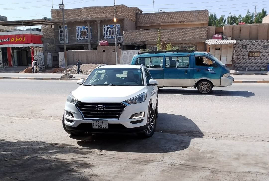 توكسان 19مكفوله عامه من الشخط ومن البارد رقم اربيل انكليزي سنويه لل30 سياره كلها على وضع الشركه قفلها دفترين وبيها مجال كلش بسيط ***********
