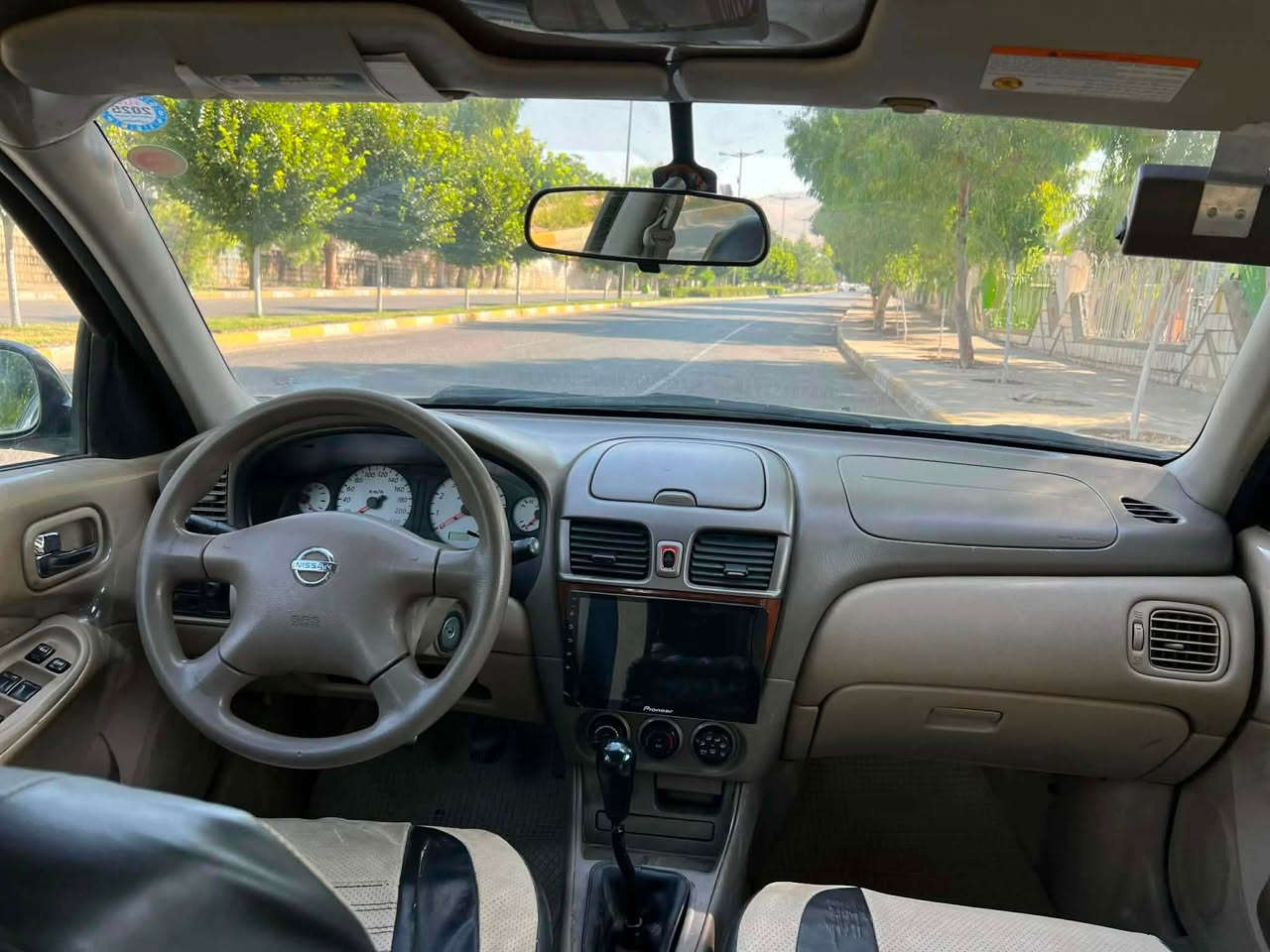 سڵاوی خوای گەورە لە هەموو لایەک 🌹

🚘 سەنی یابانی
🚖6106  
* 📅 مۆدێل: 2010
* 🛣️ ڕۆیشتوو: 432 هەزار
* ⚙️ گێر و مەکینە مەزبووت و نەکراوە (بەشەرت)
* 📄 سەنەوی تازە هەتا 2027
* 📝 بە ناوی خۆمانە، تەحوێل و غەرامە بەشەرت
* 🎨 3 پارچە و پەلەیەک بۆیاخە، تکایە سۆنەرەکان بە وردی سەیر بکە، هەمووی دیار و ڕوونە.
* ✅ سەیارەکە بە گشتی زۆر پاک، جوان و بێ کێشەیە، ماڵی 
کاسبە و بە چاکی پارێزراوە.
📞***********
💰 نرخ: ١ دەفتەر و معامەلەیەکی کەم
