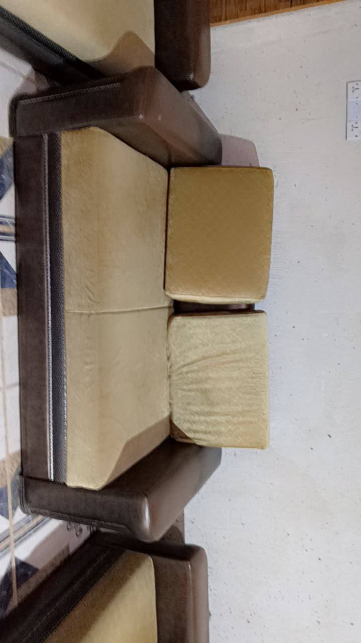 تخم نظيف كولش تركي 10 نفرات 
250 الف  
***********
