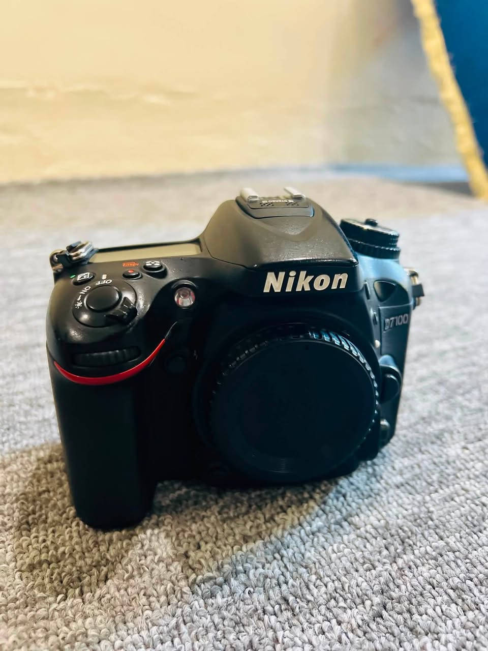 🔥 عرض مميز — لا يفوتك! 🔥
📸 Nikon D7100 للبيع بحالة ممتازة جداً

إذا تريد كاميرا تجمع بين الجودة، الأداء، وسهولة الاستخدام فهاي أفضل خيار إلك 👌

✅ المواصفات:

• دقة 24.2 ميكابكسل لصورة واضحة وتفاصيل قوية

• تصوير Full HD 1080p للفيديو بجودة ممتازة

• نظام فوكس سريع 45 نقة

• ممتازة للصور، الفيديو، وصناعة المحتوى

🎁 مع كامل الملحقات:

شاحن٢+ بطارية٢+ رام + حقيبة + عدسة مدى قريب 105/18+عدسة بعيد 300/70

✨ النظافة: 98٪

💵 السعر فقط: 900

⚡ جاهزة للاستلام فوراً

✔️ الفحص والقناعة التامة قبل الشراء

📞 للحجز والاستفسار: ***********❤️
