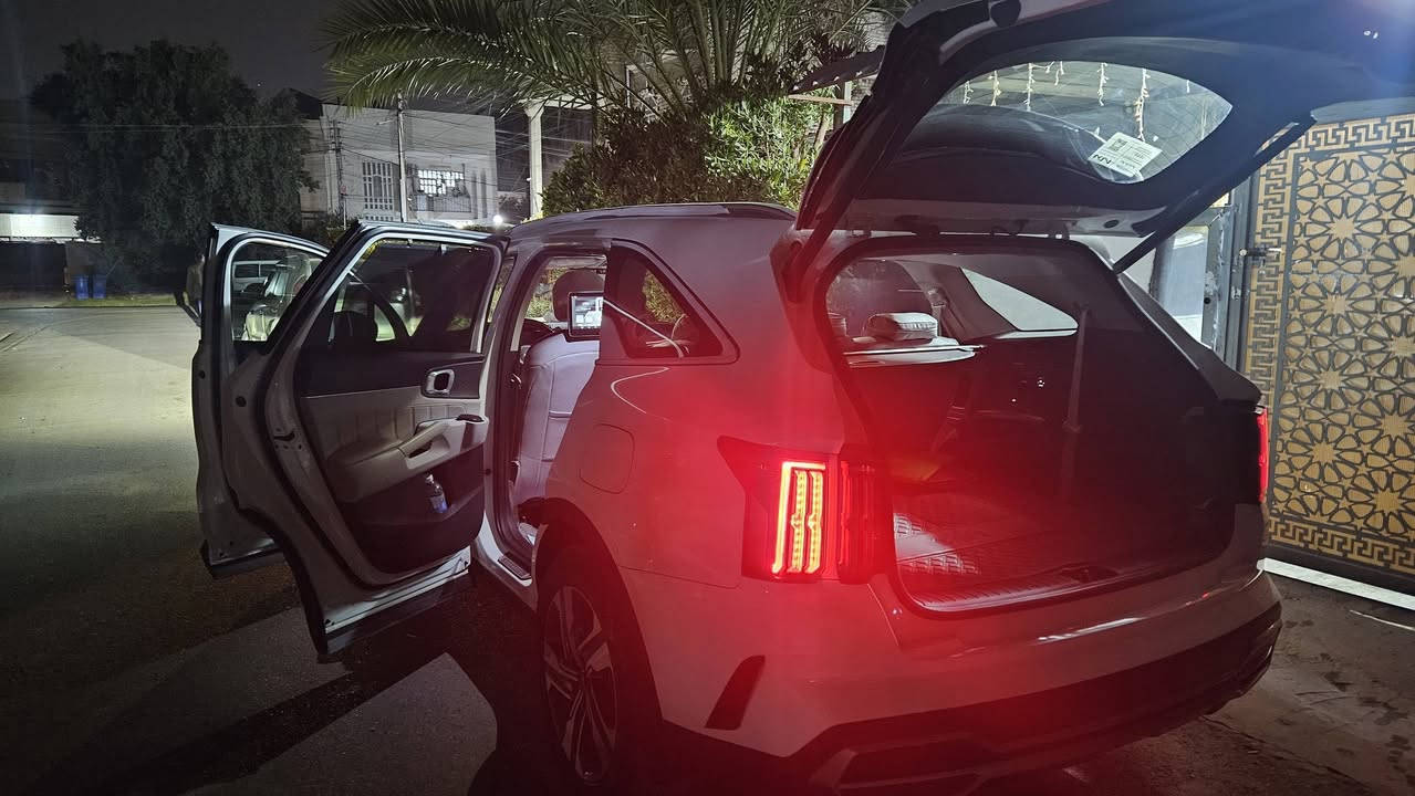 السلام عليكم موجوده كيا سورنتو موديل 2023 رقم بغداد ماشيه 32الف سياره وارد خليجي لون ابيض سياره مواصفات 3قطع تبريد / واحد ع واحد فووول مواصفات تخم تاير جديد سياره مابيه اي ظرر جانت متروكه اي قطعه مامبدل بيه كله بلادي شركه حته دهن شركه سعرها 3 شدات للراغبين الاتصال ع الرقم تالي ***********
