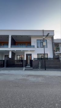 السليمانية-گەڕەکی • ١٦٠م • طابقين