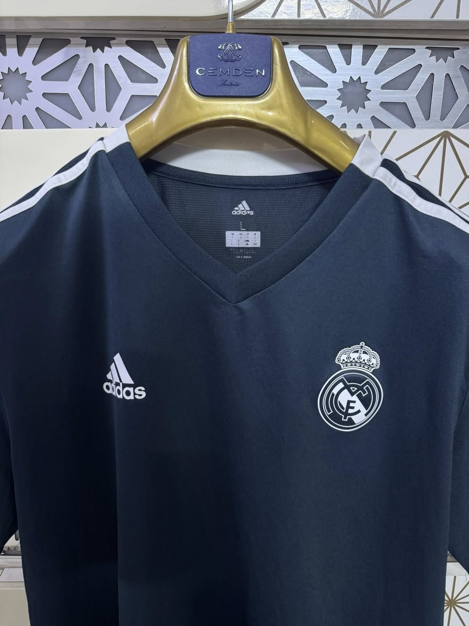 تيشيرت adidas
ريال مدريد
اصلي وكاله
حديث غير مستخدم
قياس L


**إذا كنت صاحب هذا الإعلان وتريد حذفه لأي سبب، رجاءا أرسل رسالة إلى الدعم الفني**