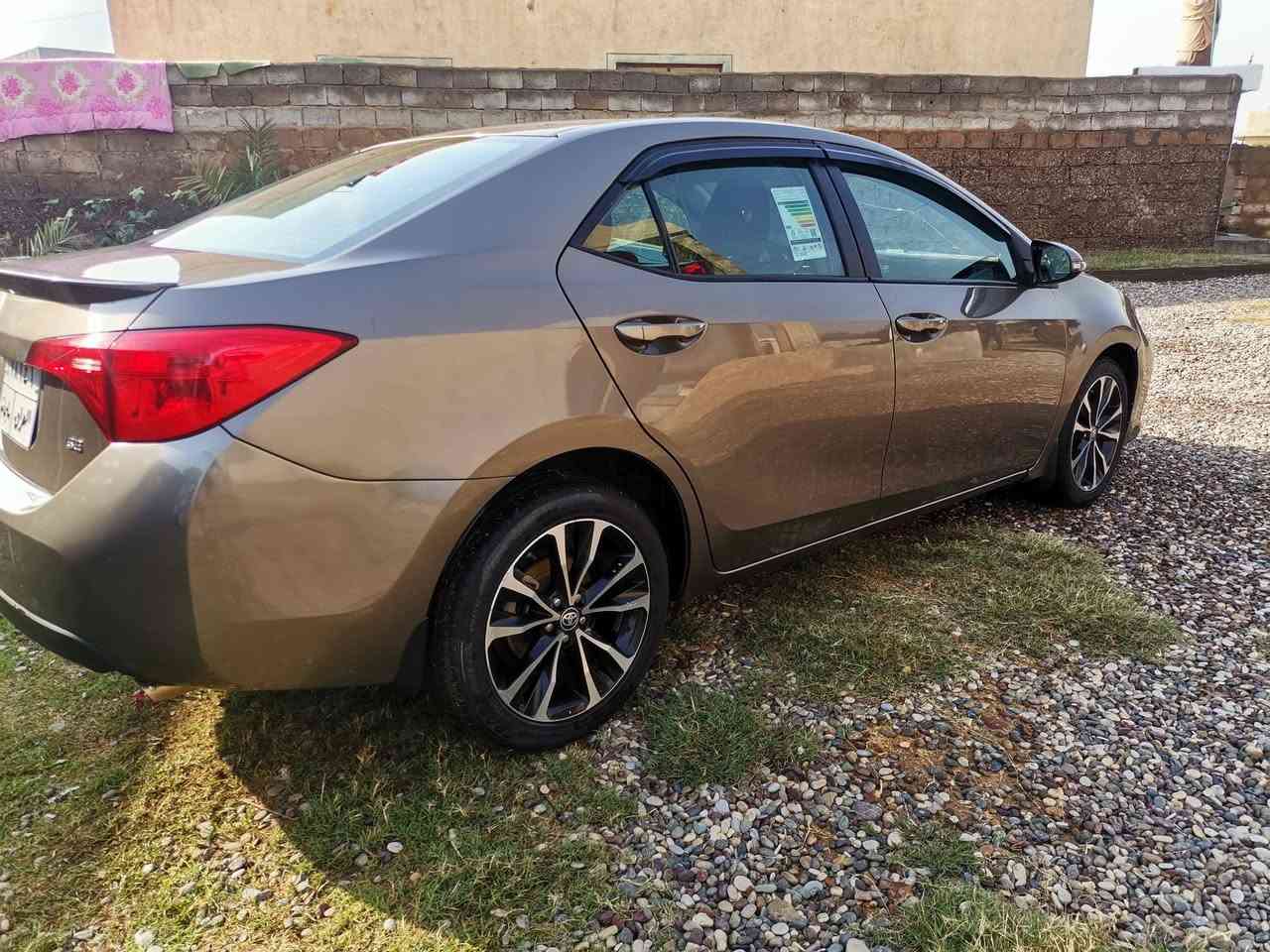 السلام عليكم
 للبيع نقدآ فقط
#كورلا 2017 SE  
رقم سليمانية بأسمي 
ماشية 66 الف ميل 
محرك شرط  صدر تايرات تحكم ستيرن رادار 
(ضررثلاث قطع جاملغات وبنيد )
 بيها دواخل شي بسيط 

السعر  125 💲

الاتصال
***********
***********
مكان السيارة 
صلاح الدين الشركاط اسديرة وسطى
