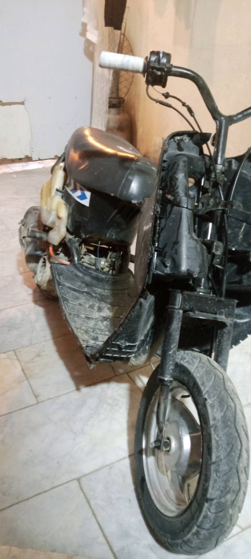 سلام عليكم زعره 60 خطين دراجه شغاله عوزهه تبديل كلجات نكره بكل وقت مجفته بس عوزهه كلجات تاير خلفي جديد سكليتر خطين جديد ستان صفح جديد شوته جديده مكانهه حي زيتون شارع 15 شراي يتواصل واتساب و بي خير ويدلل مال فقير يروح ويرجع بيهه للشغل سعرها من الاخير 75 قفل تواصل و ميكون خاطرك اله طيب ***********