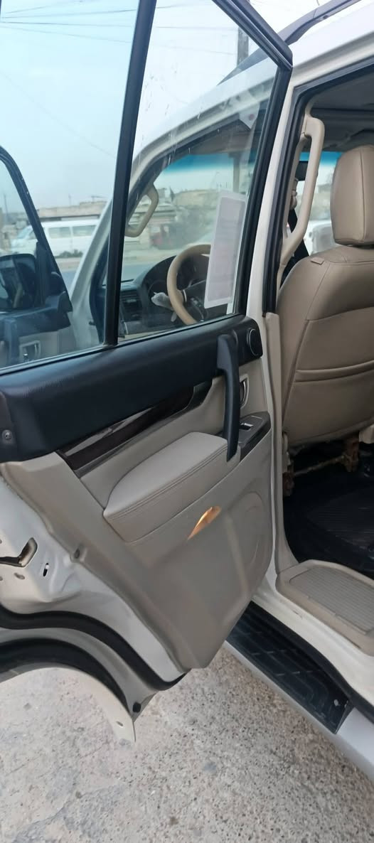 سلام عليكم
باجيرو 2012 حبتور باسمي مكفوله كفاله عامه سياره جديده كلش مال بيت رقم بغداد إنكليزي تحويل مباشر
كير ومكينه كفاله تخم تاير تدفه تبريد
سياره كلش كلش حلوه امانه الله
مكان سياره بغداد 
***********
